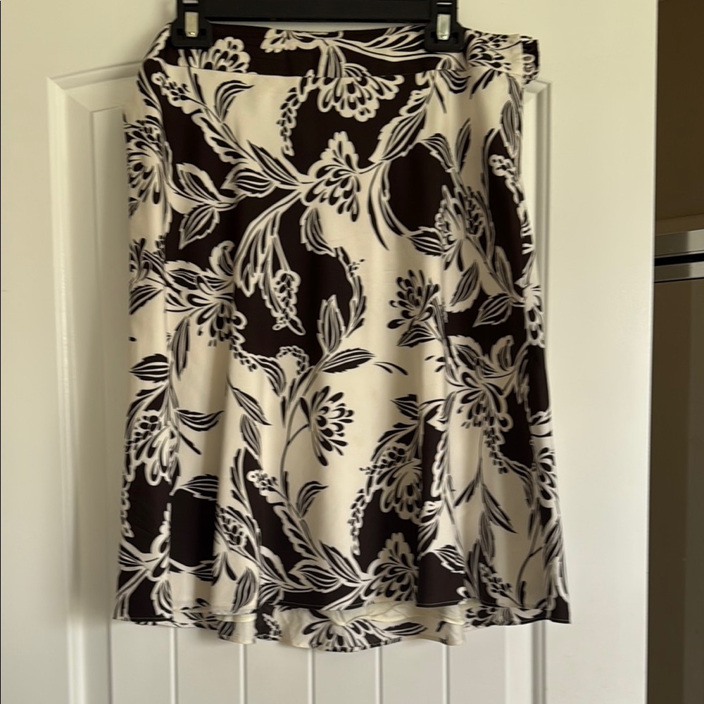 Floral Brown and White Skirt